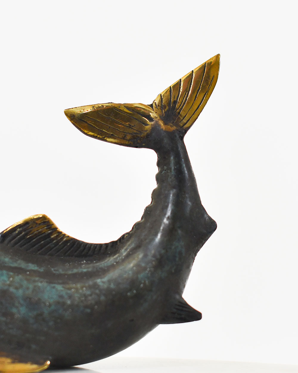 Brass Highlights On The Bronze Breaching Voyager Marlin Decoration