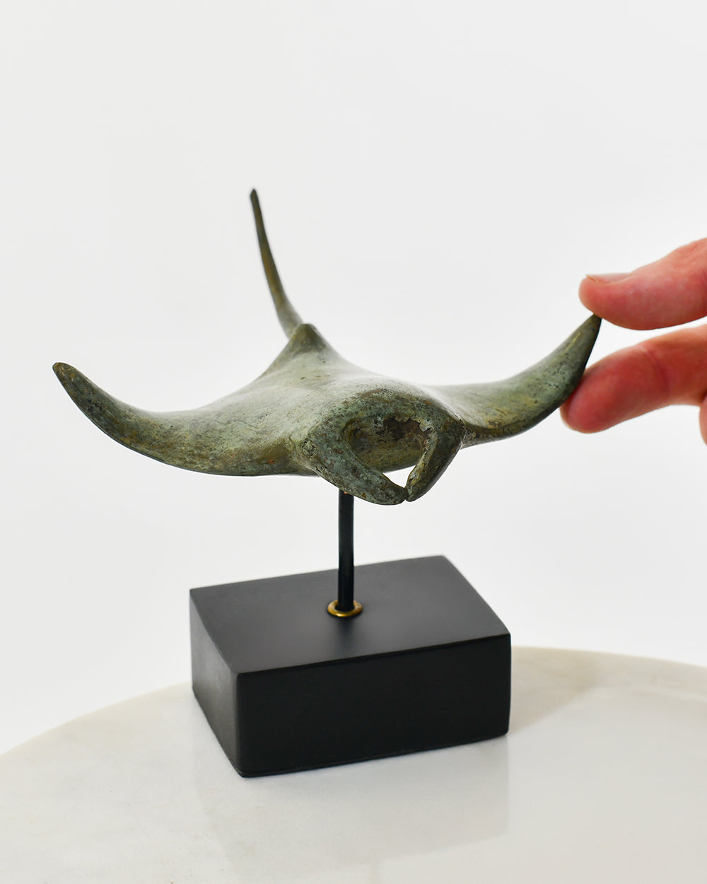 Bronze Aetheris Manta Ray To Scale