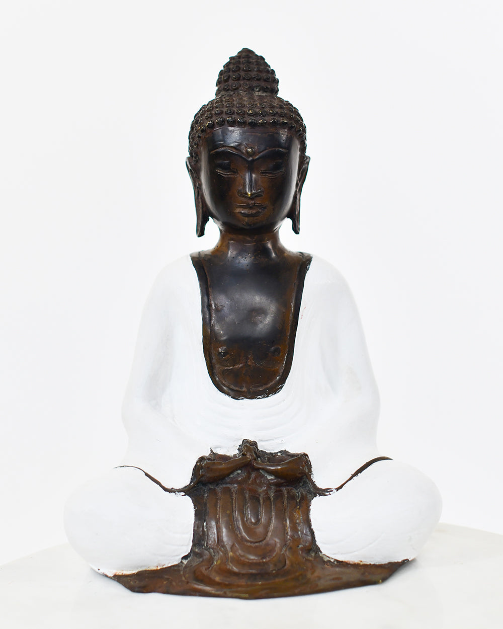 Bronze Buddah Ornament With A White Robe