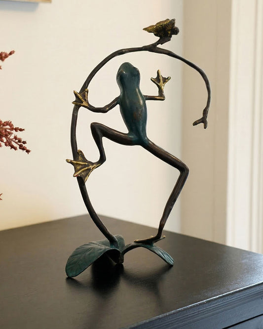 Bronze Canopy Climber Tree Frog