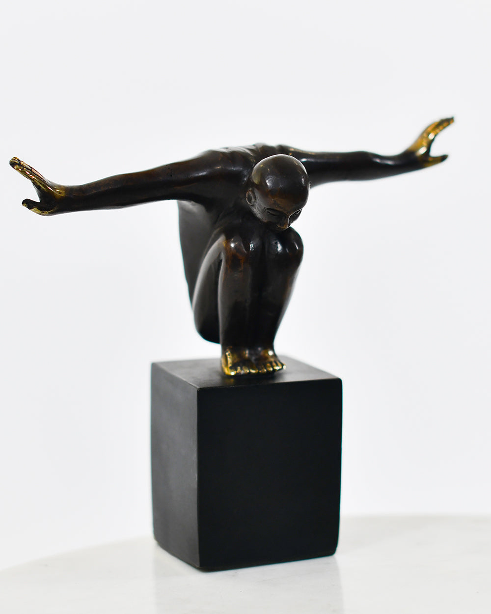 Bronze Equilibrium Diver Home Ornament