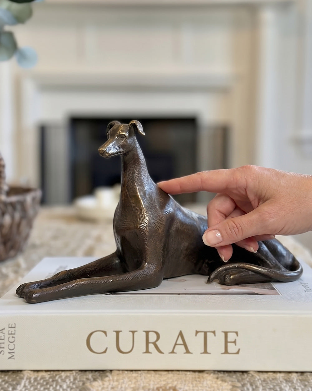Bronze Linden Elegant Greyhound Scale