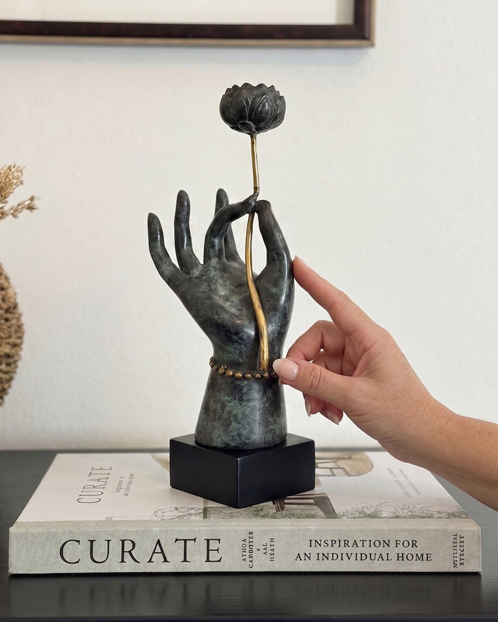 Scale Of The Bronze Lotus Visage