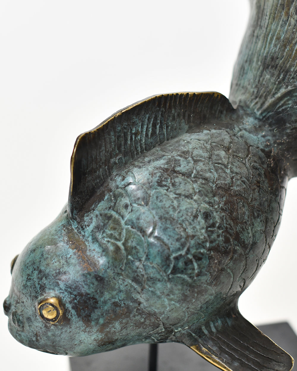 Scales From The Bronze Komorebi Fantail  Ornament