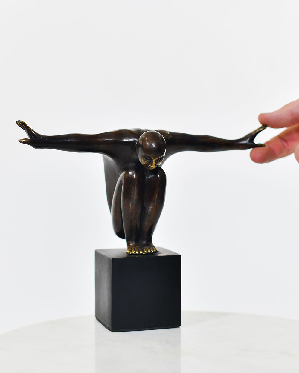 Scale Of The Ornate Bronze Diver Decoration