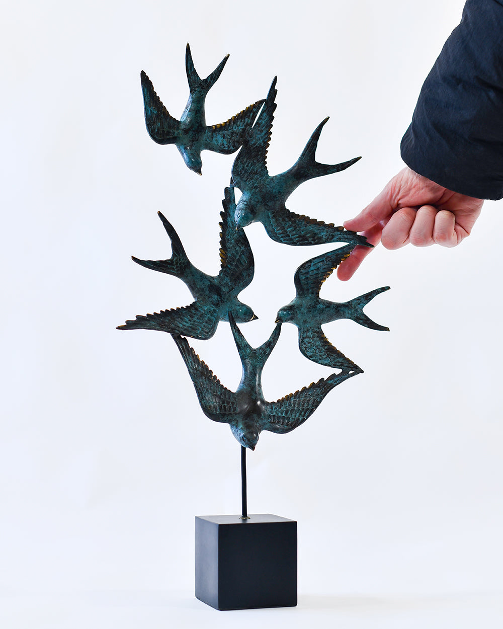 Scale of The Bronze Hirundine Ascent Ornament