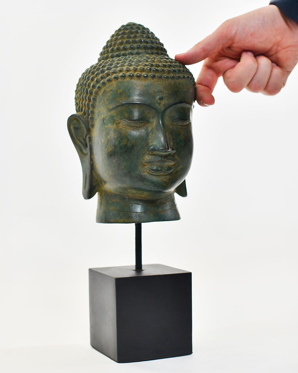 Scale Of The Bronze Serenity Guardian Buddha Decoration
